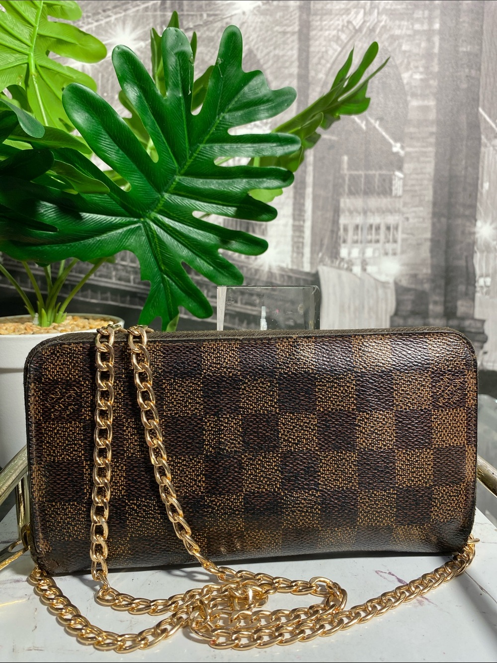 Authentic Rare Louis Vuitton Vintage Damier Zippy Wallet - Picture 4 of 16